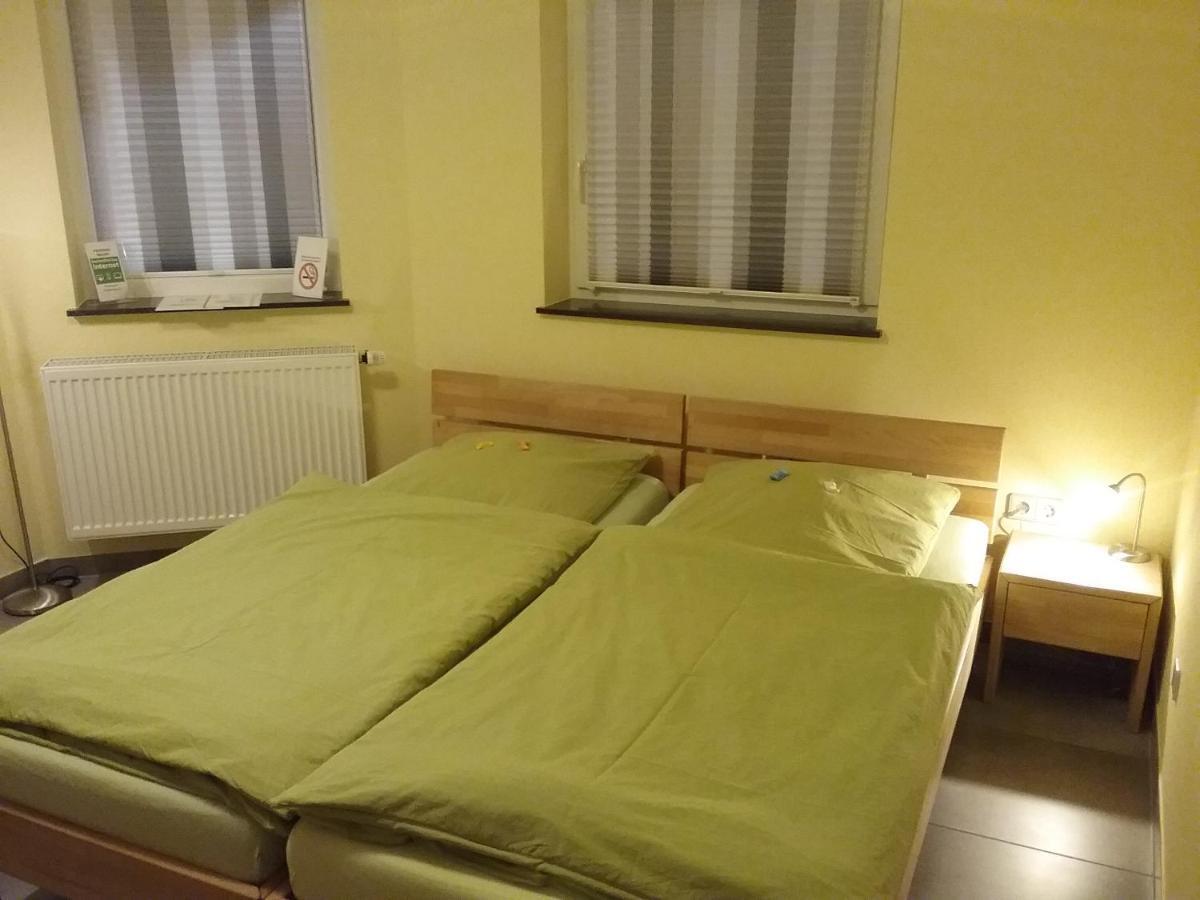Gaestezimmer , Pension Wauri Waldenbuch Extérieur photo